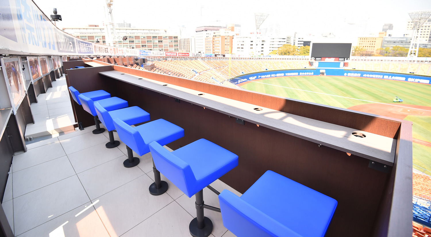 スカイバーカウンター ｜ COMMUNITY BALLPARK PROJECT ｜ 横浜DeNAベイスターズ