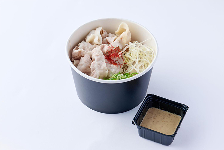 パワー100%！勝ち盛り盛り冷しゃぶ丼